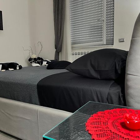 Holiday Home Un Posto Solare نابولي المظهر الخارجي الصورة