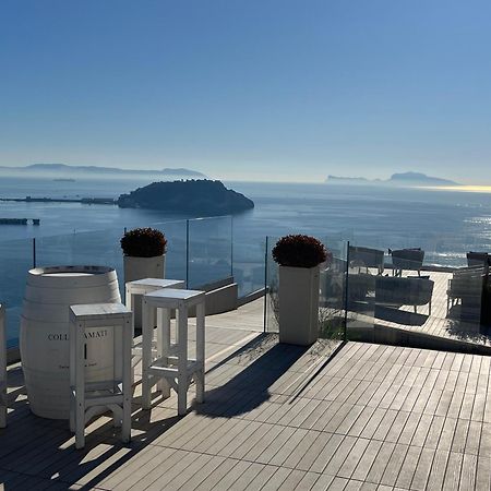 Holiday Home Un Posto Solare نابولي المظهر الخارجي الصورة