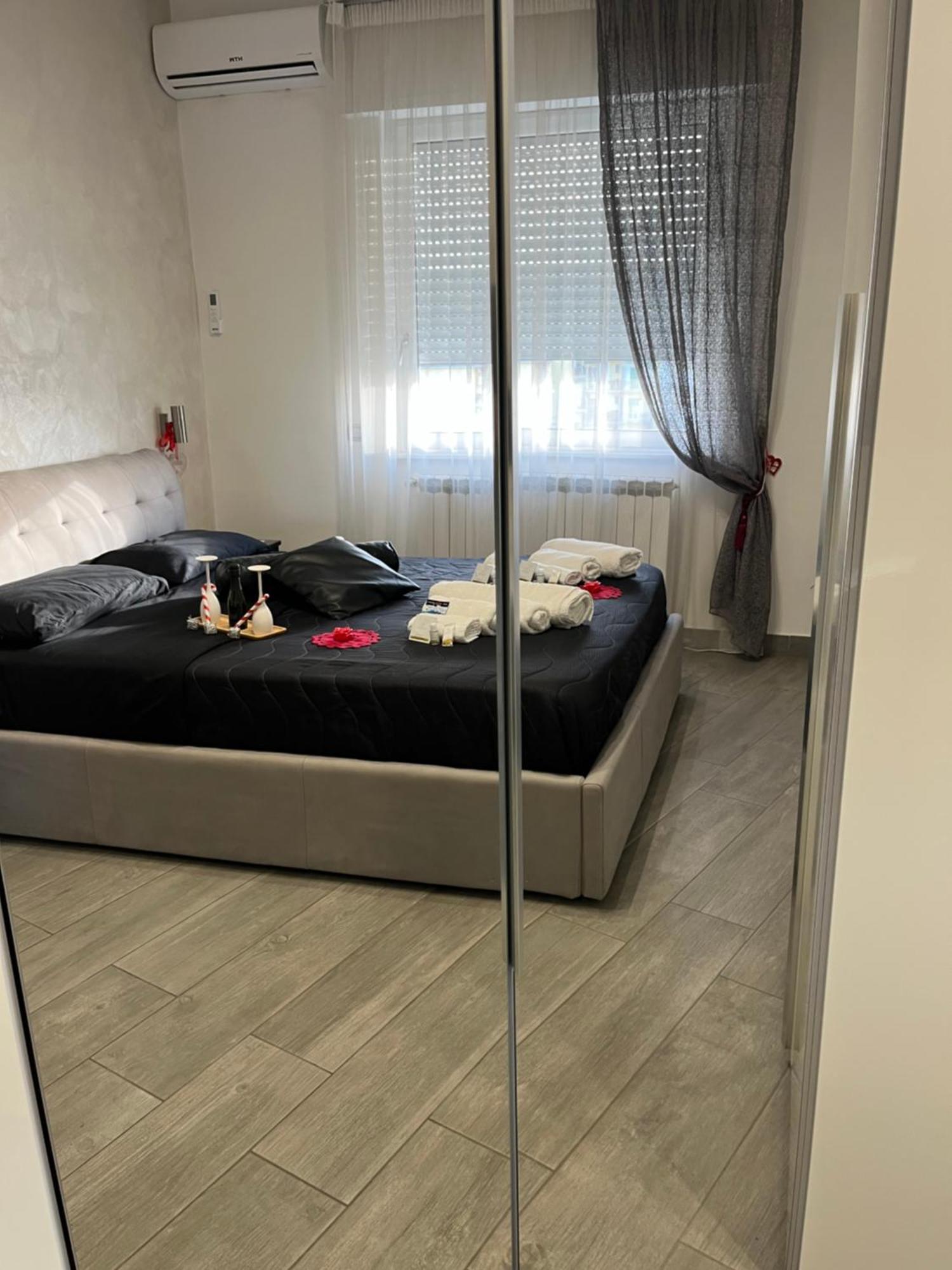 Holiday Home Un Posto Solare نابولي المظهر الخارجي الصورة